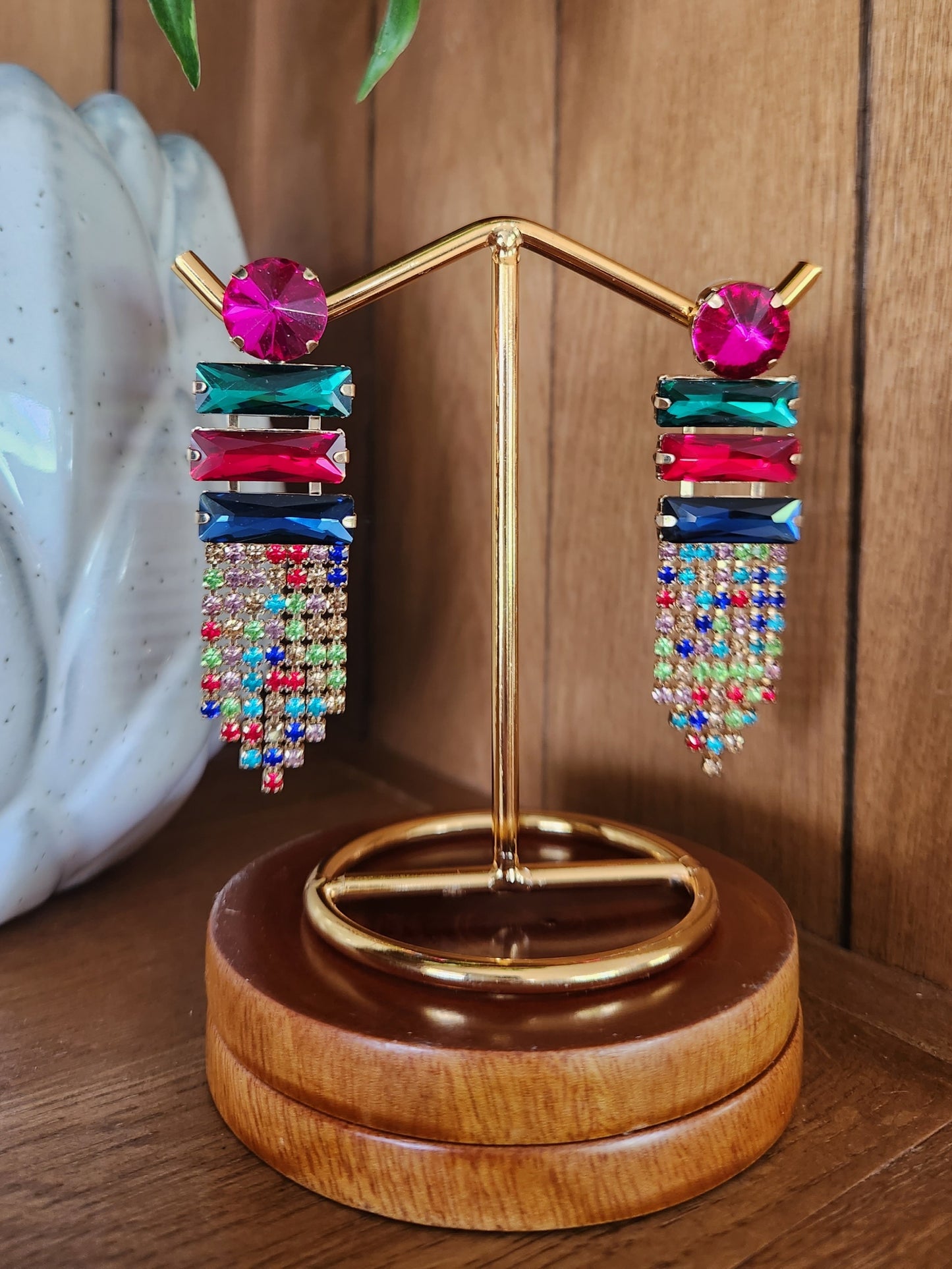 Retro bright stone earrings