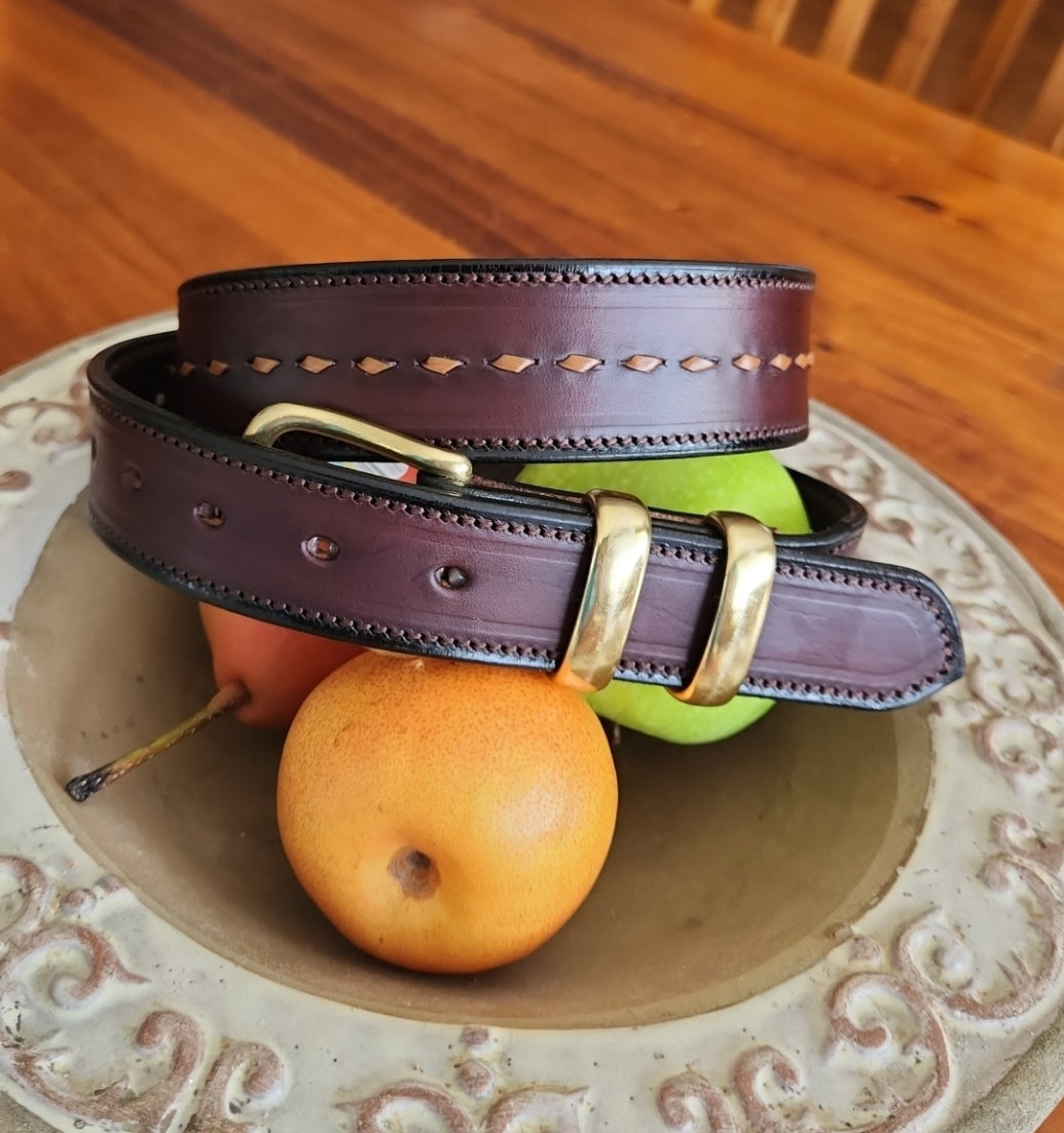 Classic buckstitch Belt